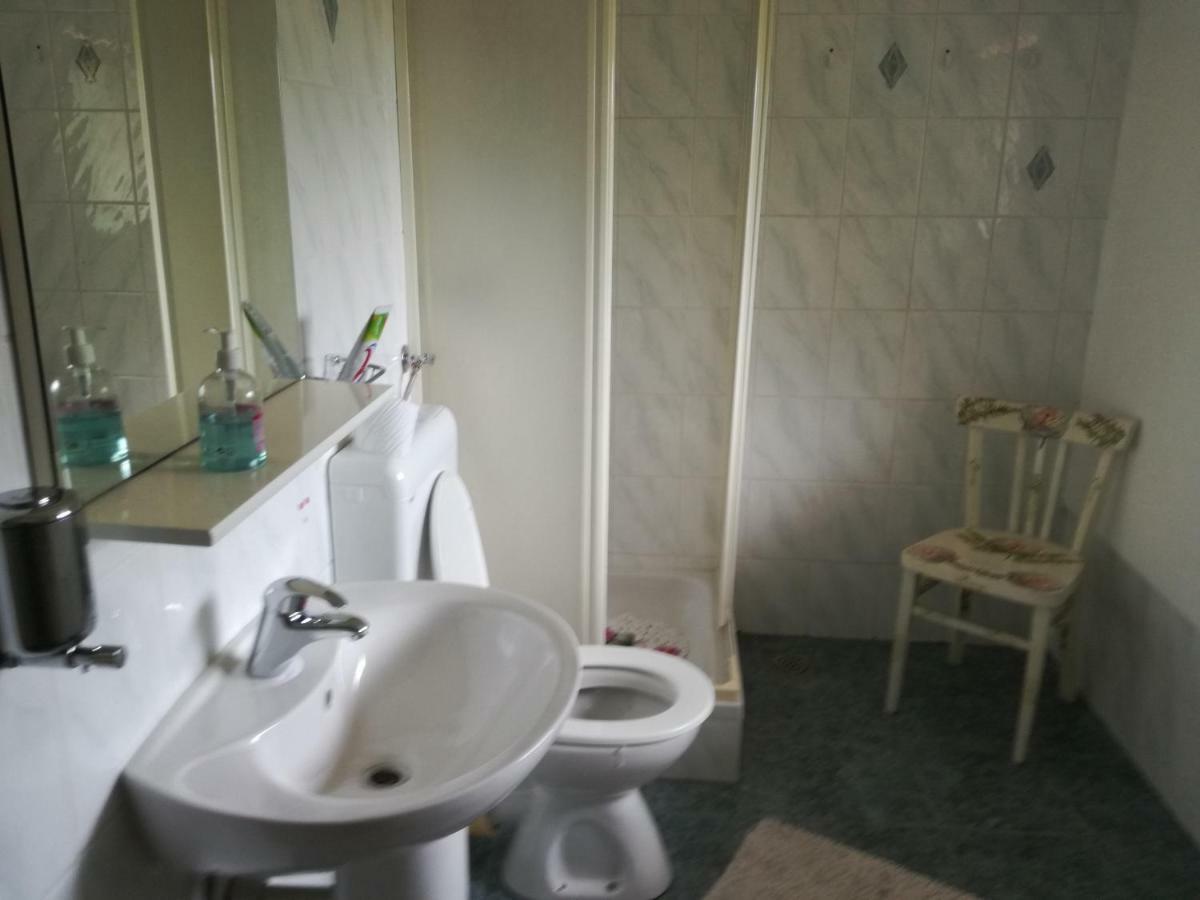 Apartamento Apartman Jasmin Čatrnja Exterior foto